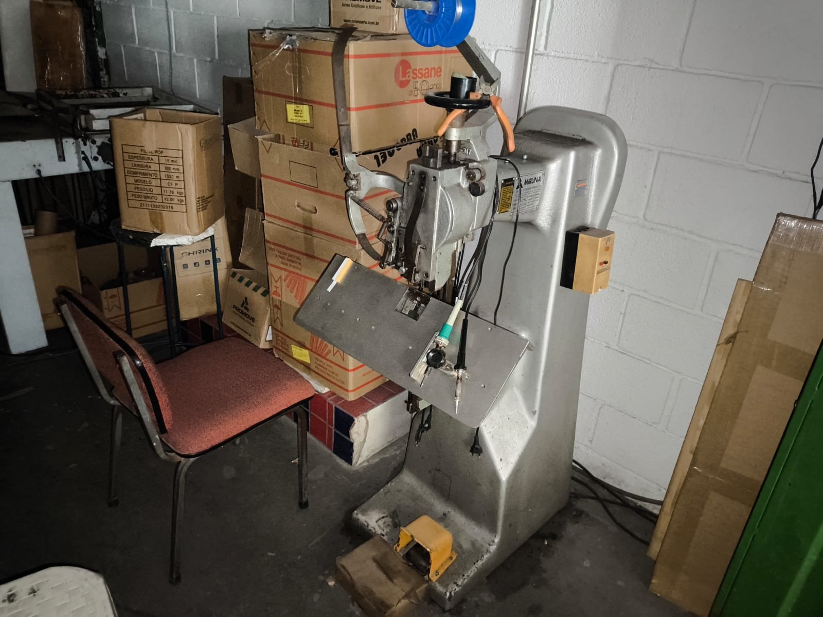 LOTE 10 - Grampeador, marca Miruna