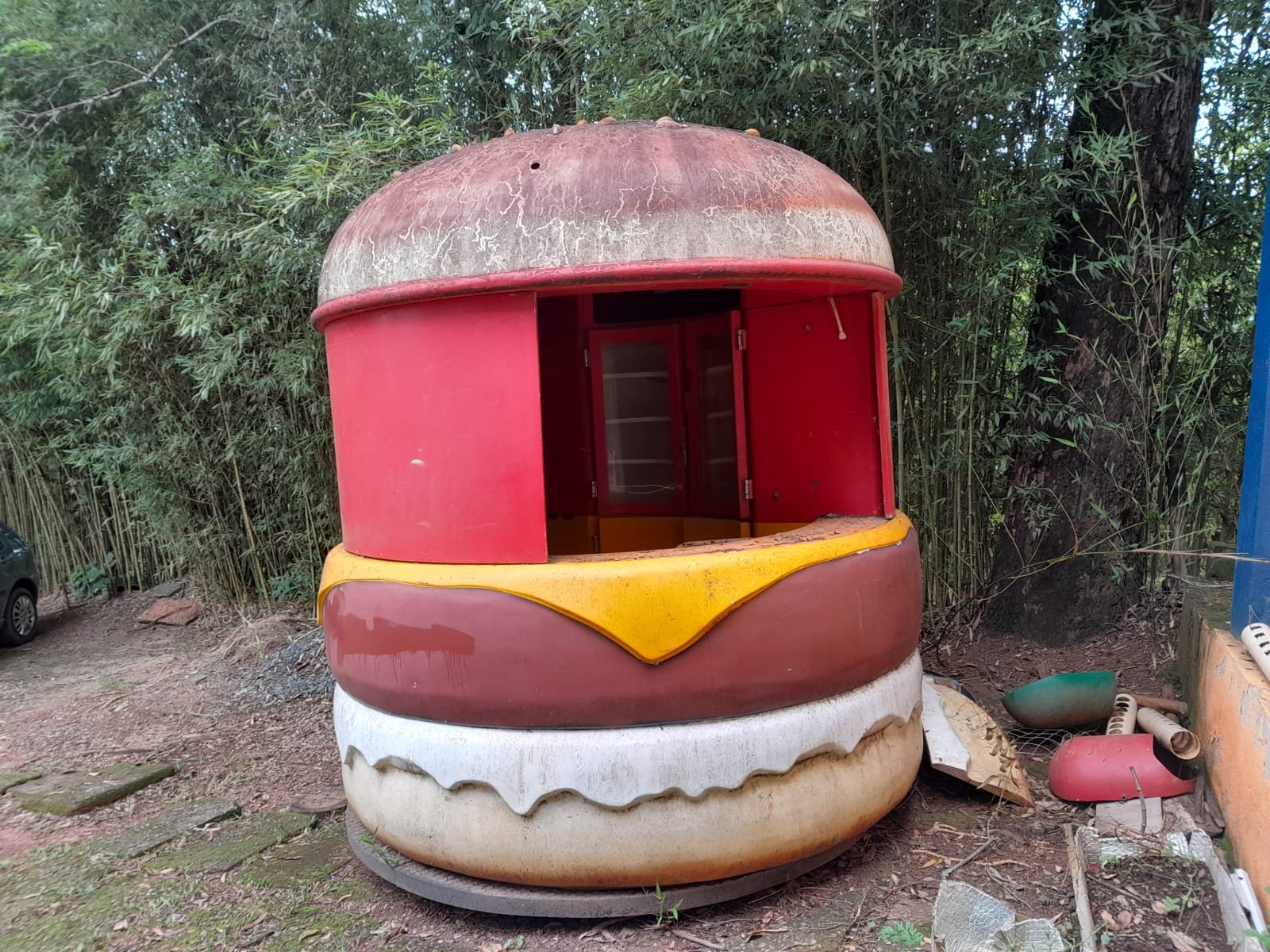LOTE 01 - Quiosque Hambúrguer