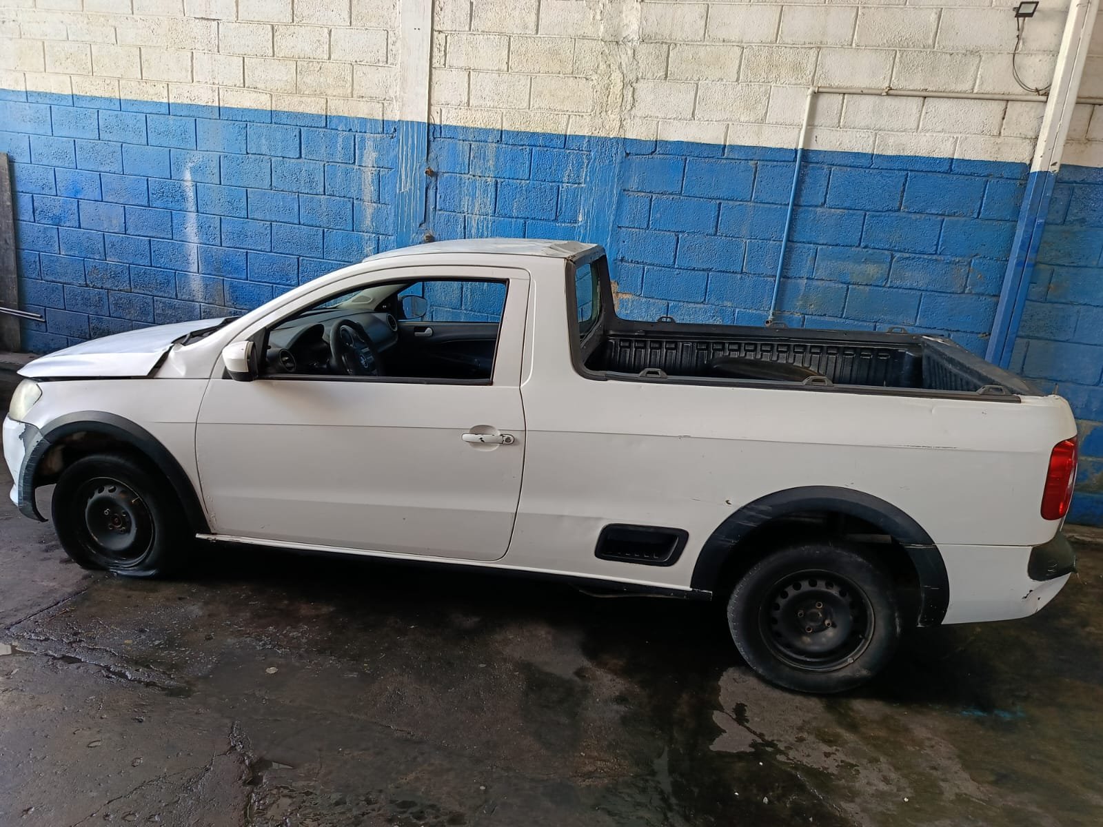 VW Saveiro 2015 - PROCESSO 0010895-82.2025-42ª BH — foto do lote
